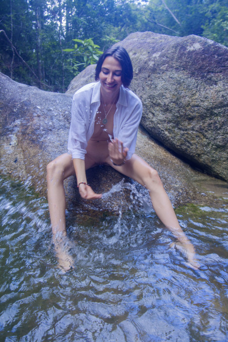 Erotic hottie performed by Alisa M nude Images - #248390