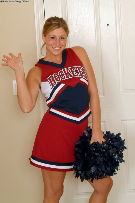 Sweet cheerleader Tiffany strips off her uniform and spreads her pink pussy - #309210