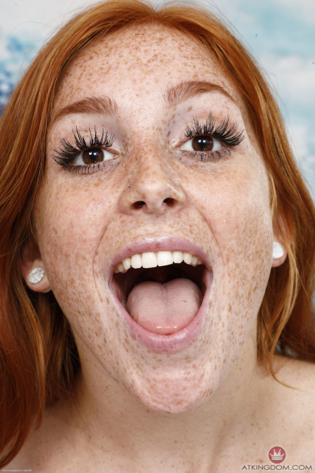 Teen ginger head Jayme Rae spreads her fat pussy & her inviting butthole up close - #295550