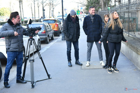 Fine babes Silvia Dellai & Eveline Dellai get a DP in a kinky threesome - #206693